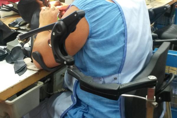 EDERO poste de couture